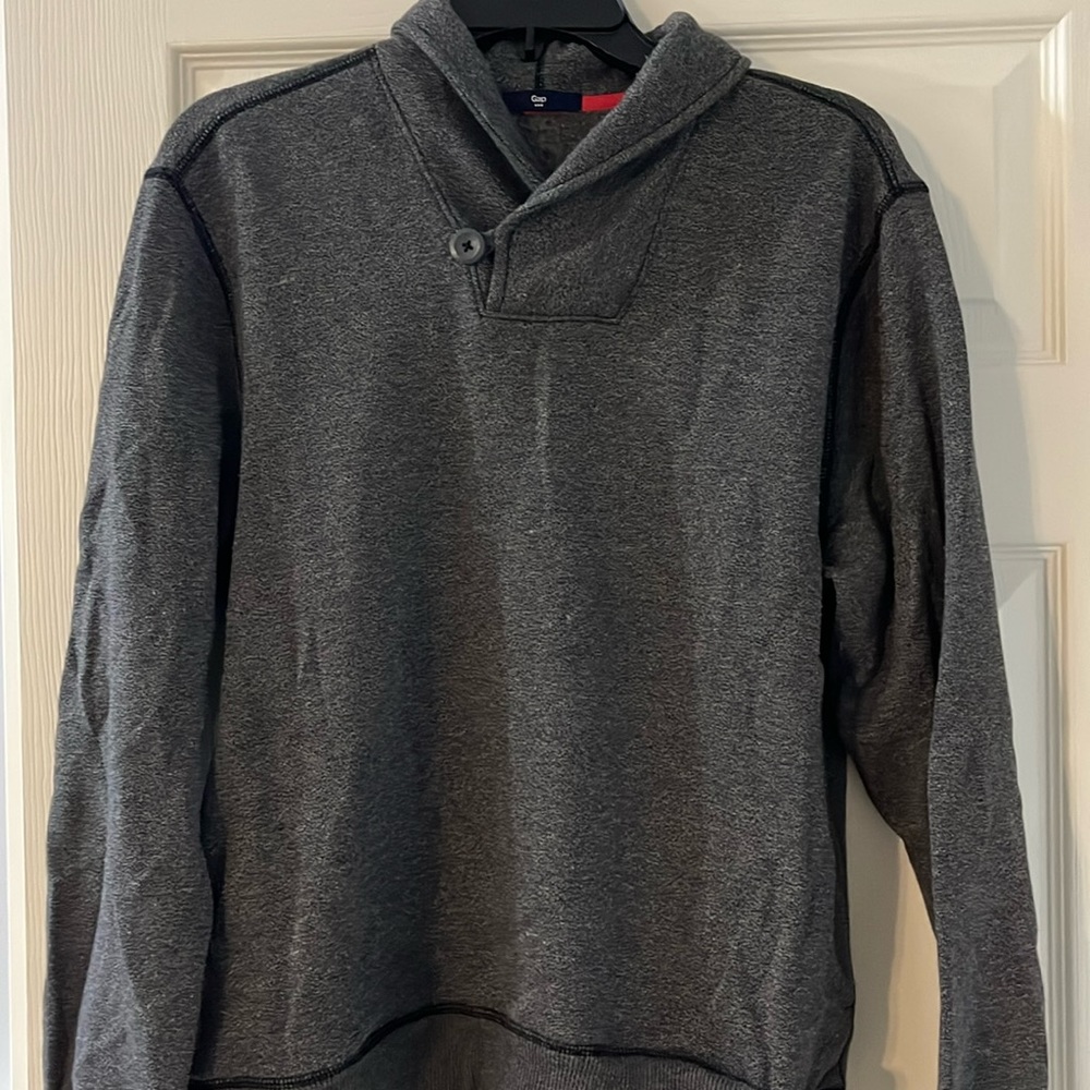 Men’s gap sweater
